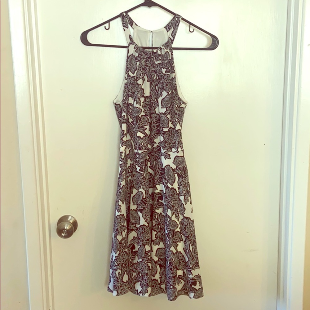Black/white floral print dress from Express-size 2